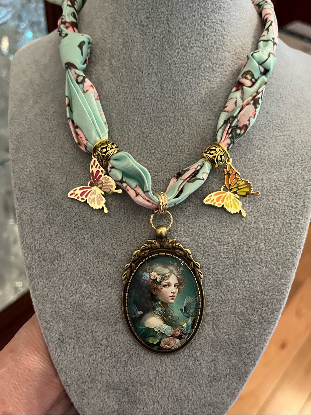 Boho Vintage Scarf Necklace in Floral Mint Green with Beautiful Cameo